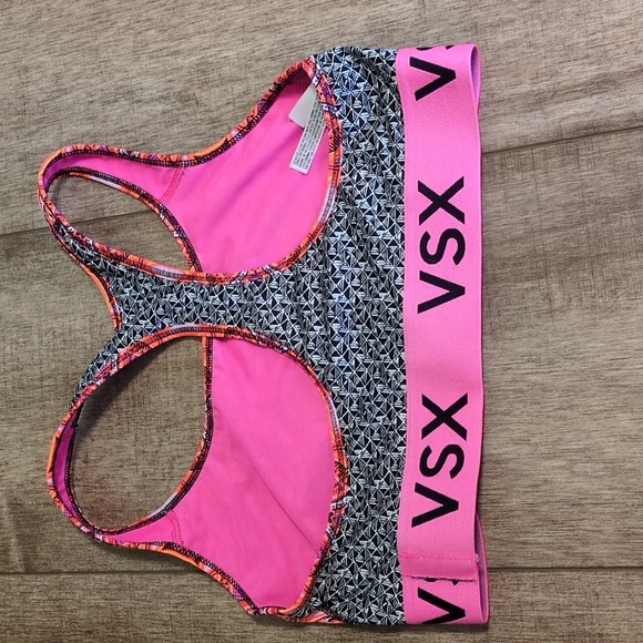 VSX sports bra size medium - Picture 3 of 6